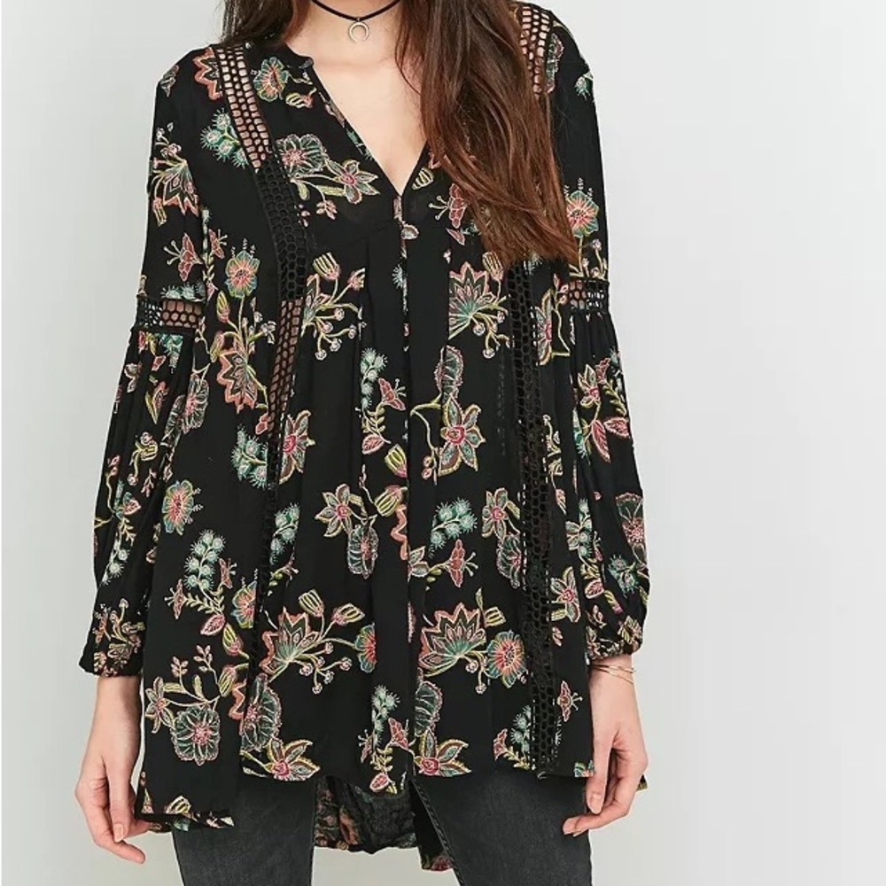 Free People Just The Two Of Us Floral Tunic in Black Size XS Bohemian Grunge